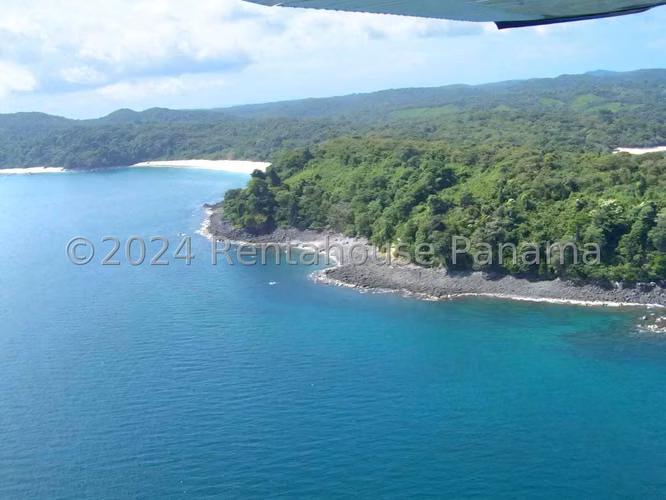 Terreno en venta en Isla del Rey KC