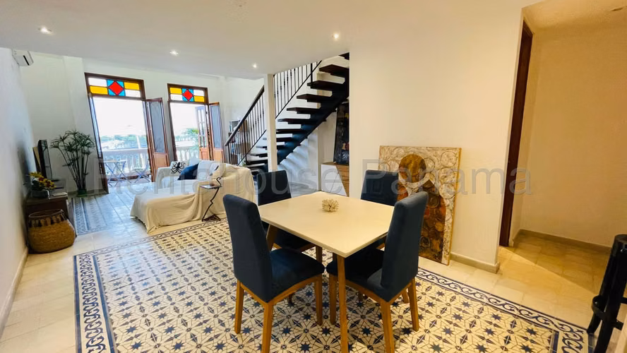 Vendo Apartamento Espacioso en PH Casa Malecon, Casco Antiguo 26-6232GG