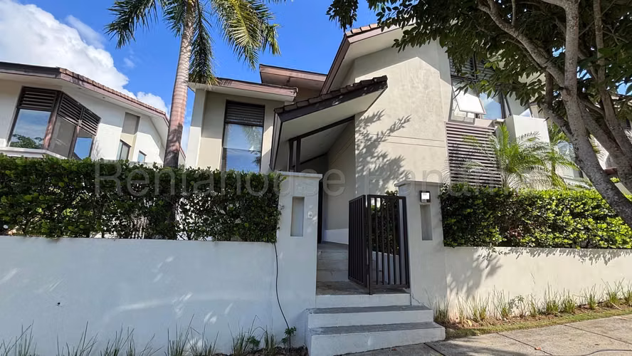 House for rent in Panama Pacifico 25*4793Mfk