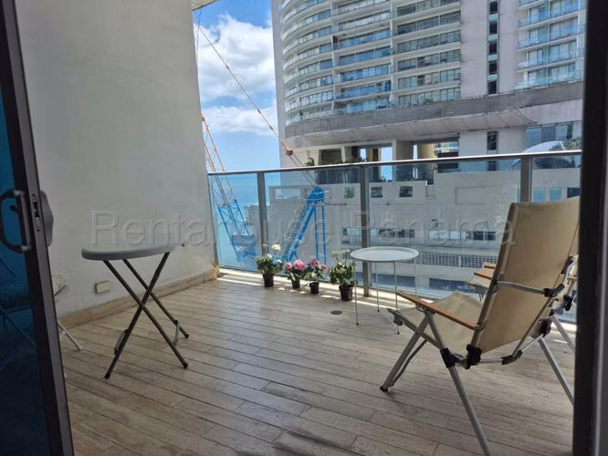 Apartamento en Venta Frente al Mar en Punta Pacifica 26*6633Mfk