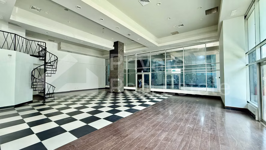 SE ALQUILA LOCAL COMERCIAL EN COSTA DEL ESTE