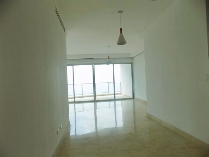 Venta de apartamento en Punta Pacifica AK