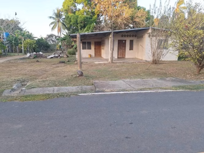 Casa con Terreno en Santiago – $80,000