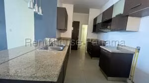 Venta de Apartamentocon 155m2 en El Cangrejo PH Astoria 26-6593SR