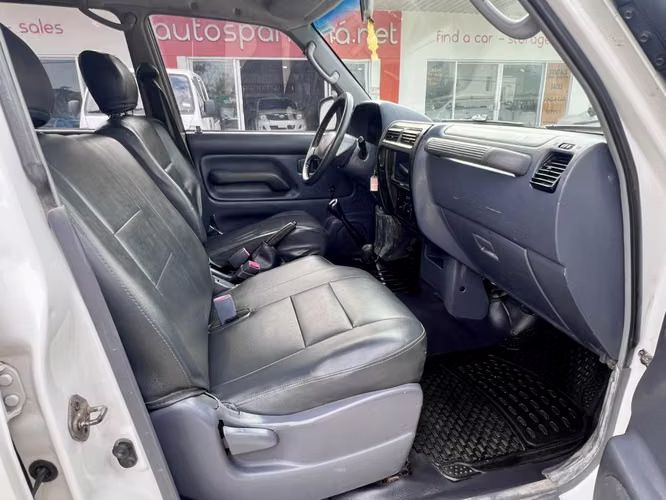 2002 Toyota Prado Diesel 4x4 en Pedasi
