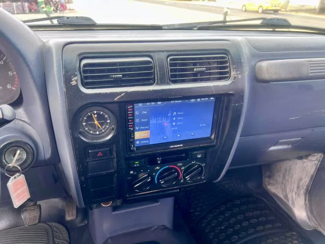 2002 Toyota Prado Diesel 4x4 en Pedasi