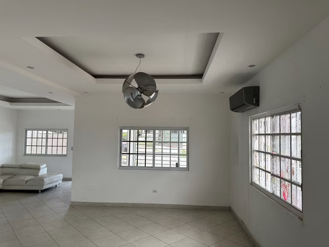 Casa en Bethania 4 recs - Ave 21C Norte
