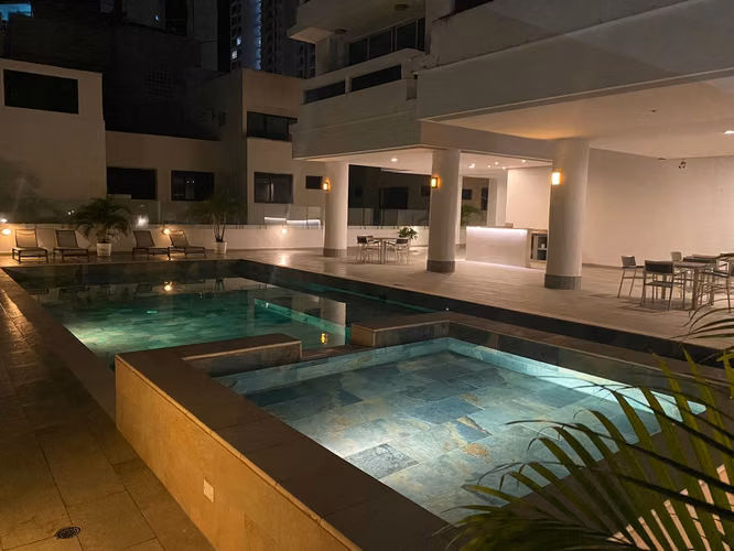 VENDO APARTAMENTO PH THE VIEW