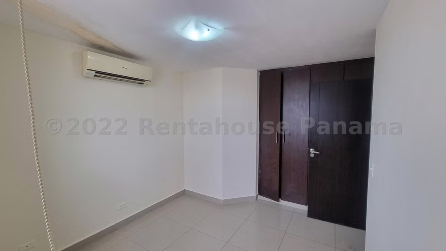 Venta de apartamento en Obarrio AK