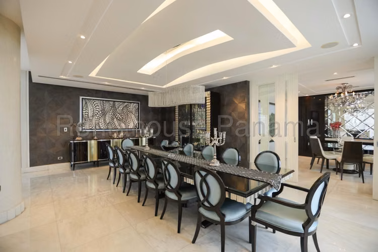 Venta de Penthouse en El Cangrejo con piscina privada AK - Imagen 4