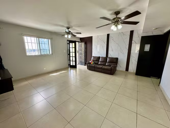 Se alquila con opcion a compra casa en Altos de Panamá, Bosque de Las Cibeles - Imagen 2