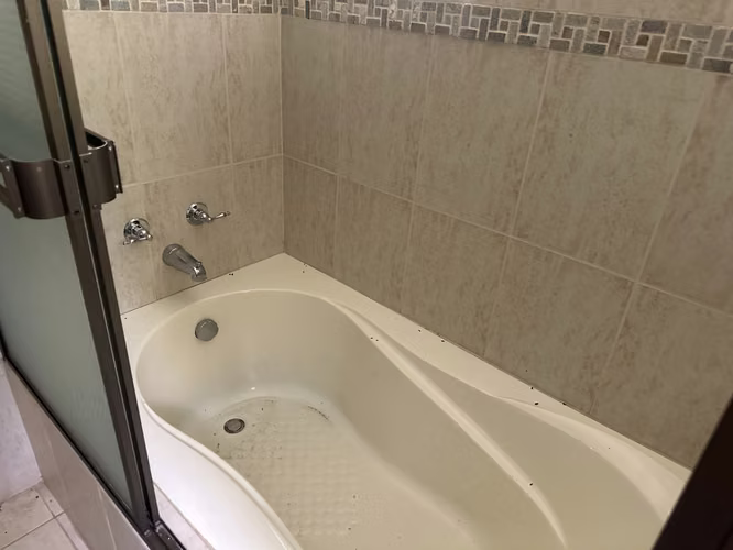 Brisas de Los Lagos - Casa con Potencial en Venta - Imagen 16