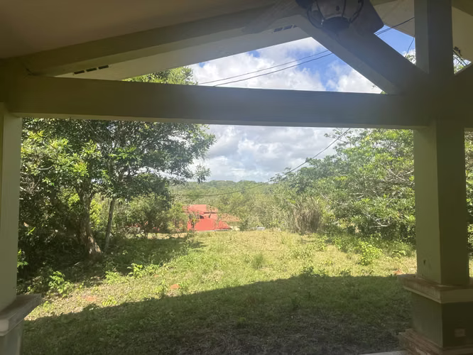 Brisas de Los Lagos - Casa con Potencial en Venta - Imagen 2