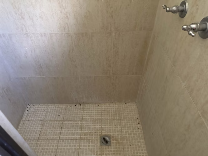 Brisas de Los Lagos - Casa con Potencial en Venta - Imagen 18