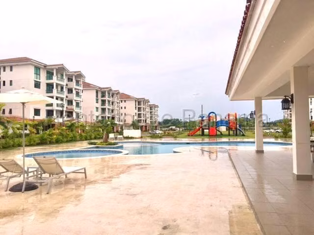 Venta de apartamento en Costa Sur AK