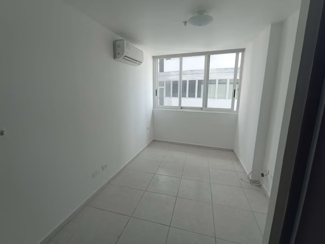 ALQUILO APTO 2REC 2 BAÑOS AV BALBOA VISTA AL MAR