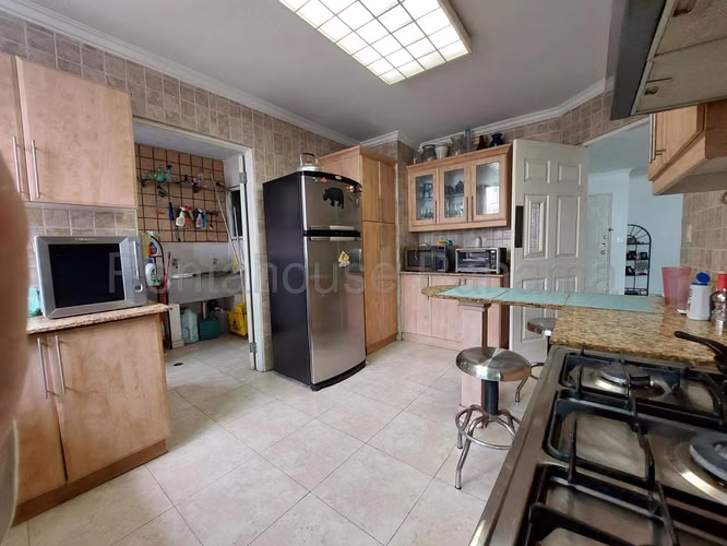 Venta de apartamento en Punta Pacifica AK - Imagen 8