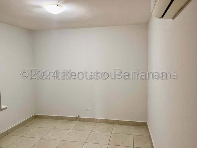 Venta de apartamento en Condado del Rey AK