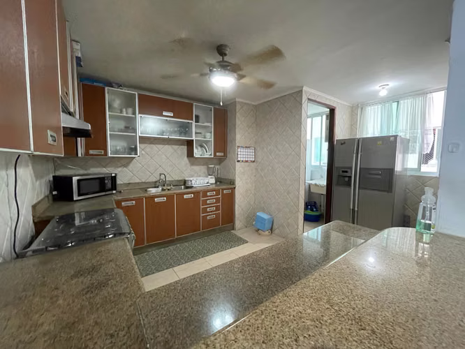 Venta de apartamento en Punta Pacifica AK