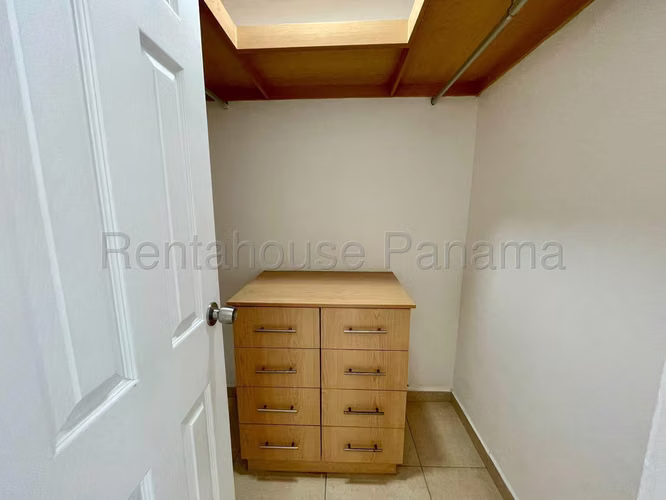 Venta de apartamento en Costa del Este AK