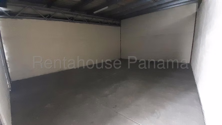 Depósitos comerciales en planta baja en alquiler en Vía España KC - Imagen 11