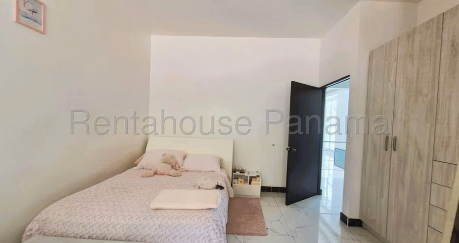 VENTA DE CASA EN  ALTOS DE PANAMA HQ