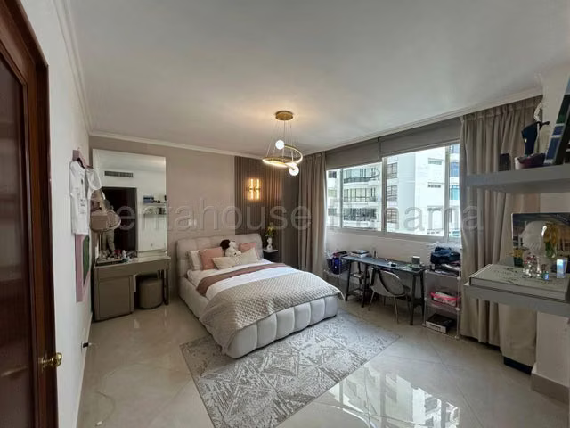 Venta PH Peninsula JM