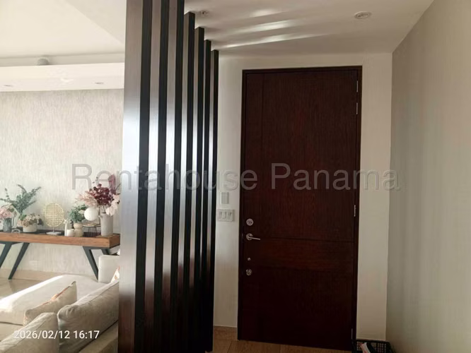 Vendo Apartamento Espacioso en PH Solana, Santa María 26-6291GG