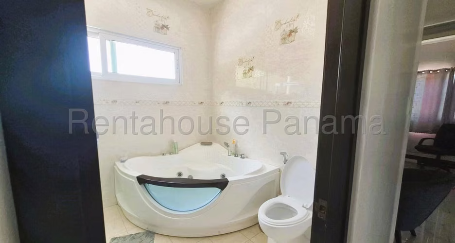 vendo casa en altos de panama OF 26-6655
