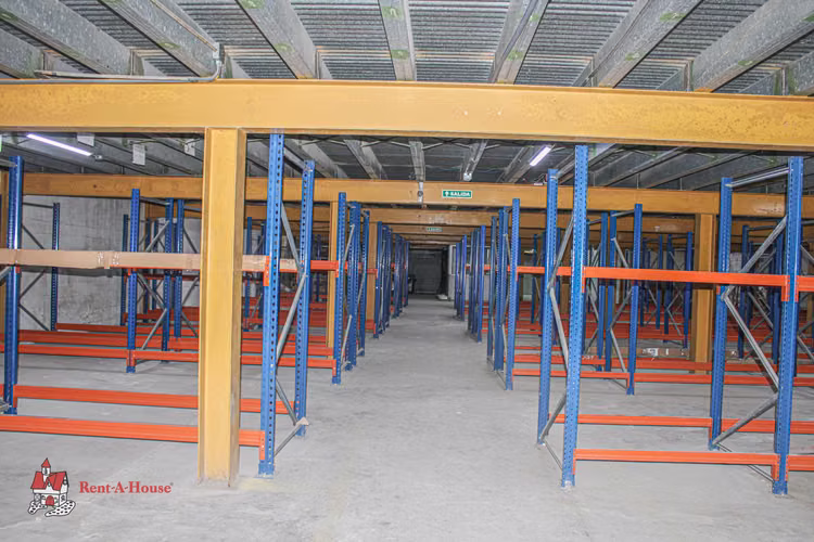 Venta de galera en Rio Abajo AK - Imagen 4