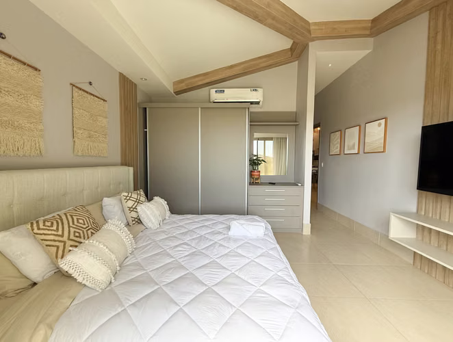 Linda Villa Pocos Metros de la Playa - Amoblada $510,000