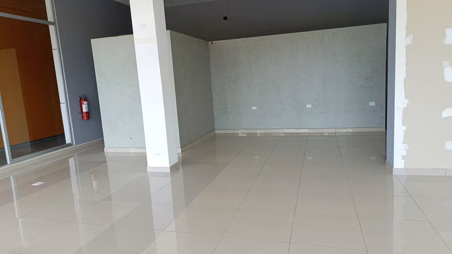(ES)-Locales comerciales en alquiler | San Francisco | Santa Elena Strip | 64m2 a 171m2 - Imagen 8