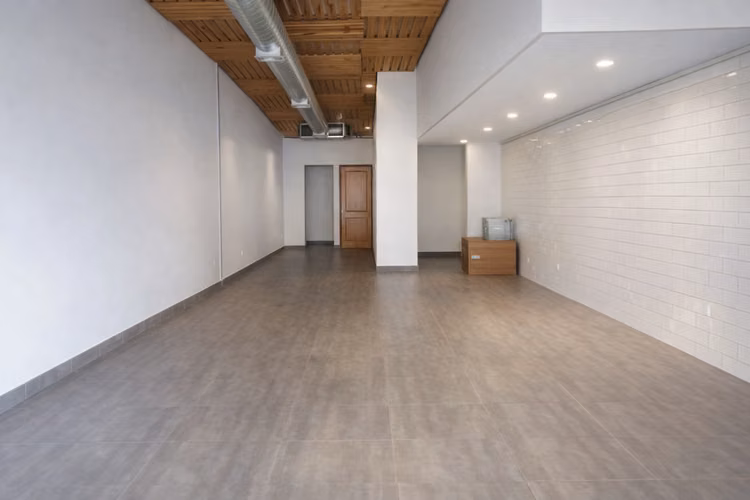 (ES)-Alquiler de locales comerciales y oficinas en Marbella, ciudad de Panamá | 30m2 a 190.55 | $1,200 a $3,600 - Imagen 4