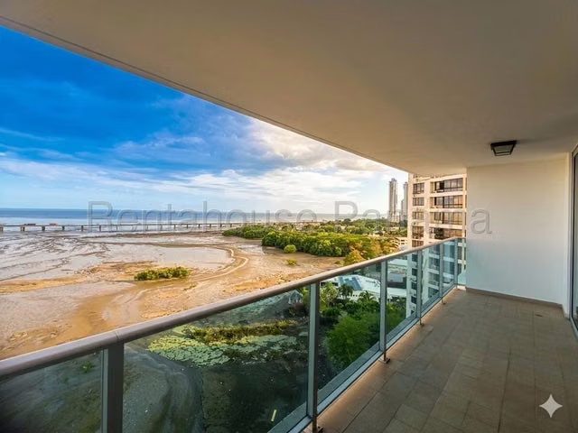 alquilo apartamento en coco del mar icon tower OF 26-6362