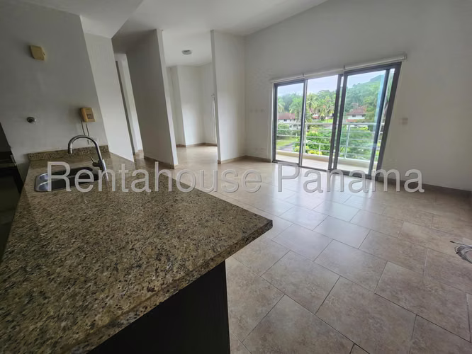 Venta de Apartamento en Panama Pacifico Ph Soleo Mts2: 180.10 PD