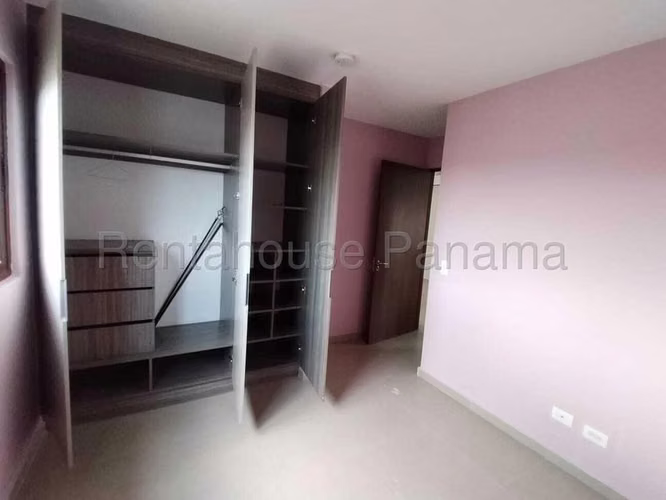 Casa en Venta en  Brisas Del Golf JG