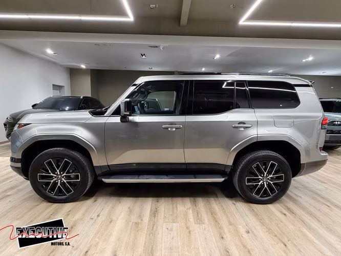 LEXUS GX550