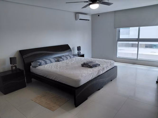 Se Alquila Apartamento Amoblado en PARK SIDE, Costa del Este