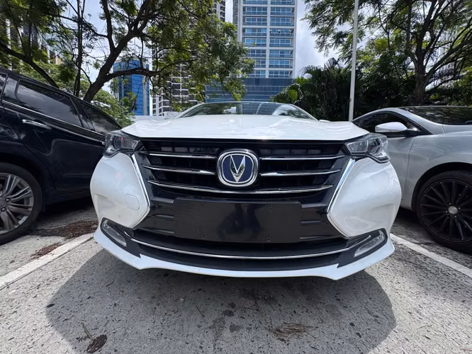 Se vende Changan Alsvin 2024, automático.