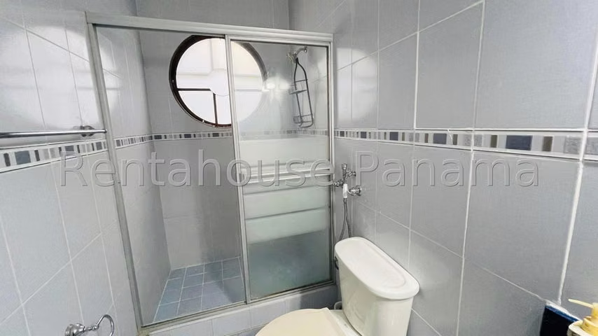 Hermosa Casa en Venta en Camino de Cruces 25YCG3134