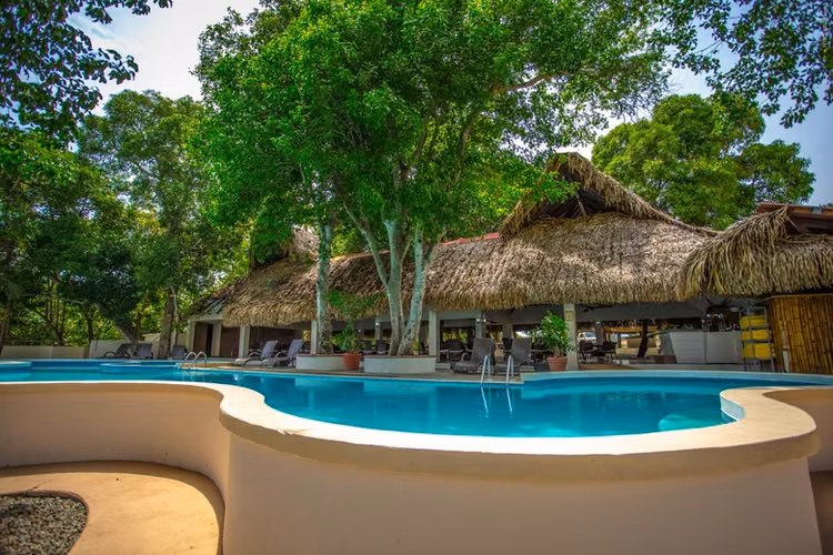 Oportunidad de Inversión | Suite de 2 Recámaras en Coronado Golf & Beach Resort