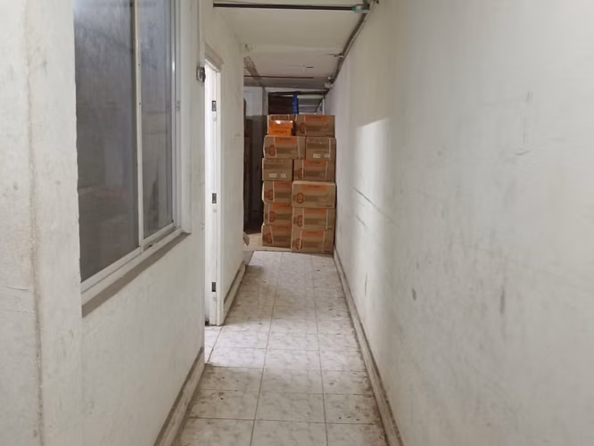 Venta de local comercial con amplia bodega de 3 niveles en Pueblo Nuevo 26JSS6687
