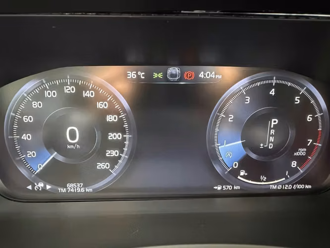 Volvo XC90 DEL 2019 IMPECABLE - Imagen 9