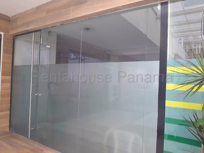 Local comercial en alquiler en Bellavista SYH