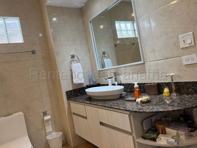 Casa en venta en Villa Zaita SYH