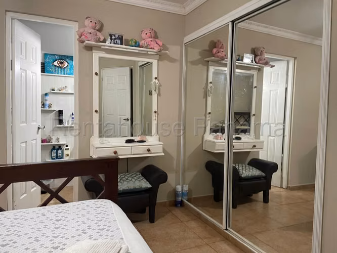 Casa en venta en Villa Zaita SYH