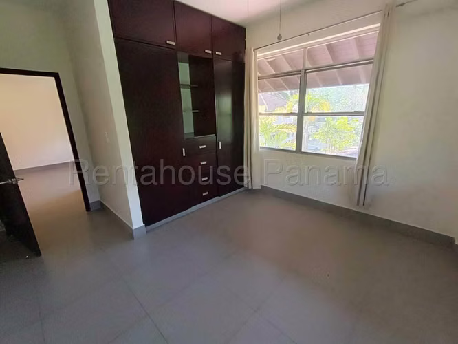 Casa en Venta en Clayton AFC 26-6424