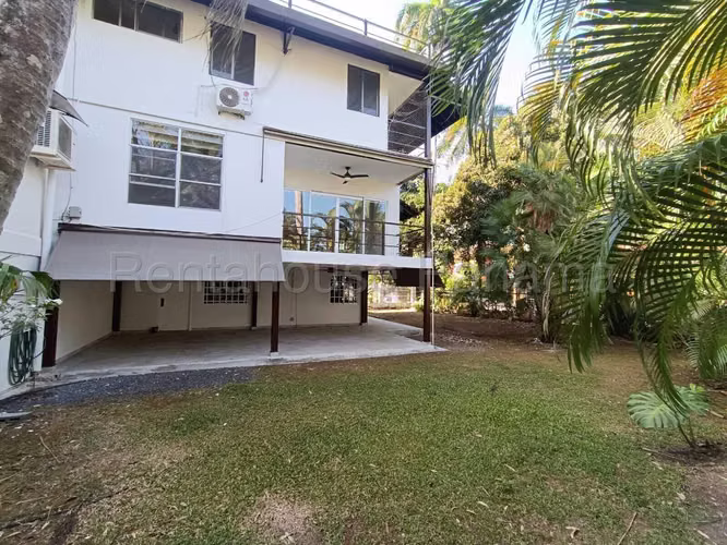 Casa en Venta en Clayton AFC 26-6424