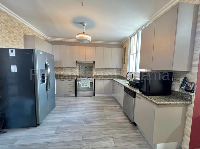 Apartamento en Venta en Punta Pacifica MPM 25-9235
