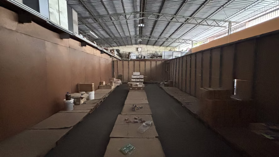 Bodega / Propiedad Comercial en el Centro de la Ciudad – Ideal para Almacenaje y Operación Logística - RM - Imagen 18